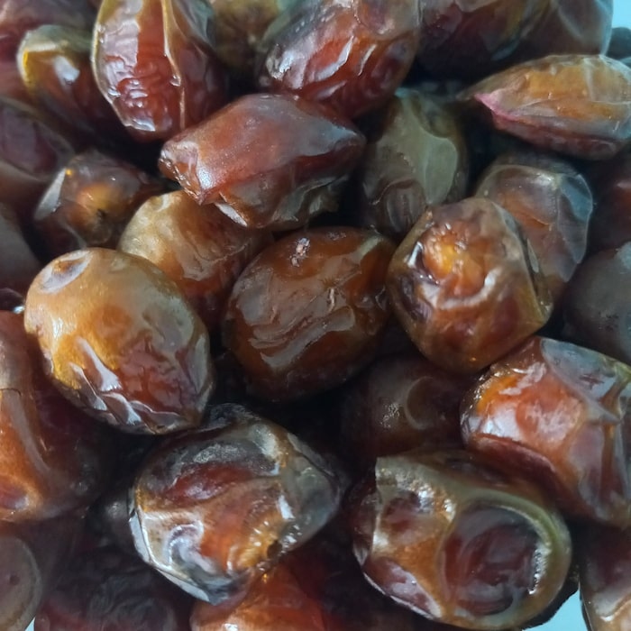 خرید خرما خاصویی ریزه یک کیلویی با ارسال رایگان از اوز مارکت